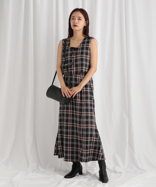 mysty woman（ミスティウーマン）の「【WEB限定】チェックベスト&スカートセットアップ　602253（ワンピース・レディース・ネイビー/ベージュ・FREE）」の6枚目の写真