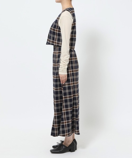 mysty woman（ミスティウーマン）の「【WEB限定】チェックベスト&スカートセットアップ　602253（ワンピース・レディース・ネイビー/ベージュ・FREE）」の8枚目の写真