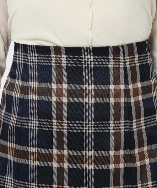mysty woman（ミスティウーマン）の「【WEB限定】チェックベスト&スカートセットアップ　602253（ワンピース・レディース・ネイビー/ベージュ・FREE）」の16枚目の写真