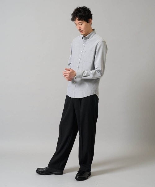 a.v.v（アーヴェヴェ）の「【イージーケア/速乾/毛玉になりにくい】ボタンダウンオックスシャツ（シャツ/ブラウス・メンズ・チャコールグレー/ホワイト/ブルー/ライラック・48/46/50/44）」の17枚目の写真