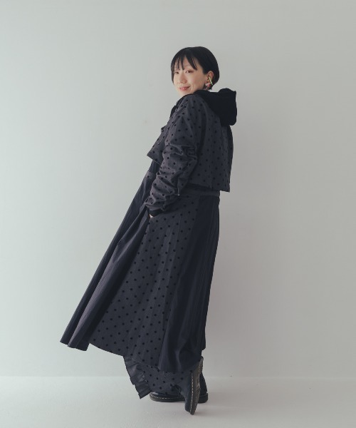unica(ユニカ)の「フロッキードットzipperジャケットワンピース(ワンピース・レディース・グレー/ブルー/ネイビー・F)」の9枚目の写真
