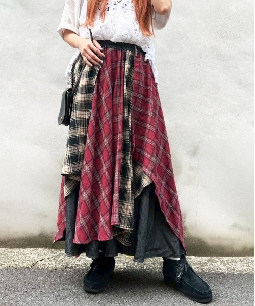 DOUBLE NAME（ダブルネーム）の「ランダムチェックイレヘムスカート（スカート・レディース・グリーン/レッド・FREE）」の2枚目の写真
