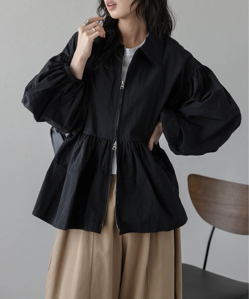AMELY(エミリー)の「Wジップペプラムブルゾン(ブルゾン・レディース・ブラウン/ライトベージュ/ブラック・フリー)」の8枚目の写真