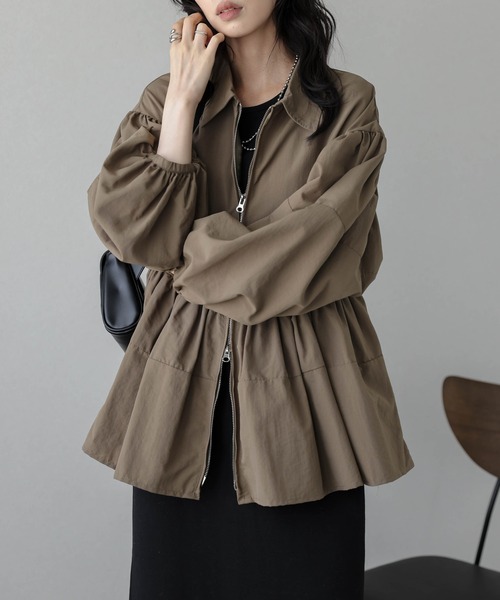 AMELY(エミリー)の「Wジップペプラムブルゾン(ブルゾン・レディース・ブラウン/ライトベージュ/ブラック・フリー)」の12枚目の写真