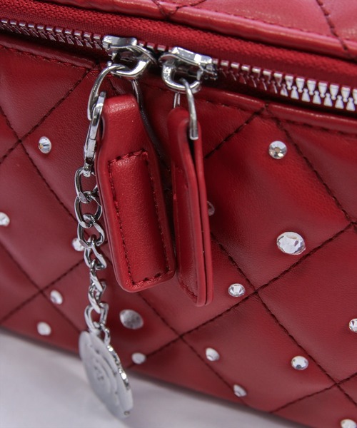 clear（クリア）の「キルティングバニティバッグ[大人 フェミニン 上品]≪再入荷≫（ショルダーバッグ・レディース・レッド/アイボリー/ブラック・F）」の13枚目の写真