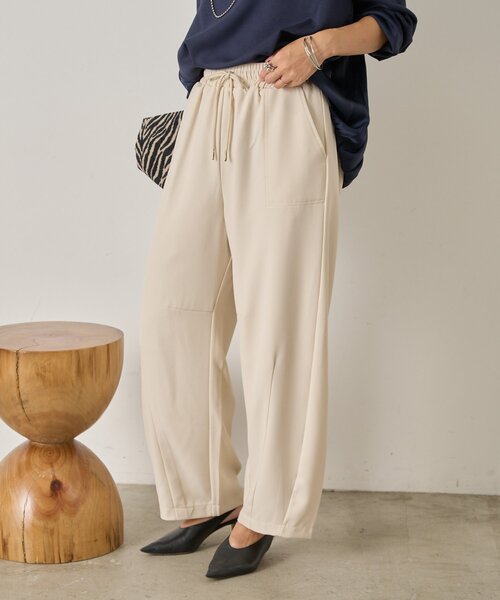 Jena espace merveilleux(ジェナ エスパスメルヴェイユ)の「バレルレッグパンツ(その他パンツ・レディース・ブラック/グレー/アイボリー・FREE)」の11枚目の写真