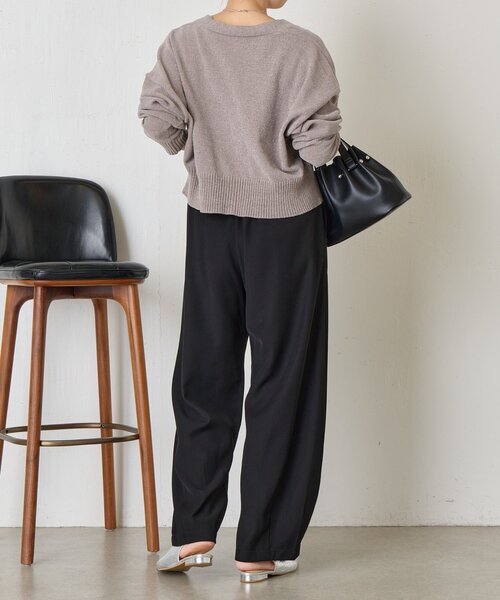 Jena espace merveilleux(ジェナ エスパスメルヴェイユ)の「バレルレッグパンツ(その他パンツ・レディース・ブラック/グレー/アイボリー・FREE)」の17枚目の写真
