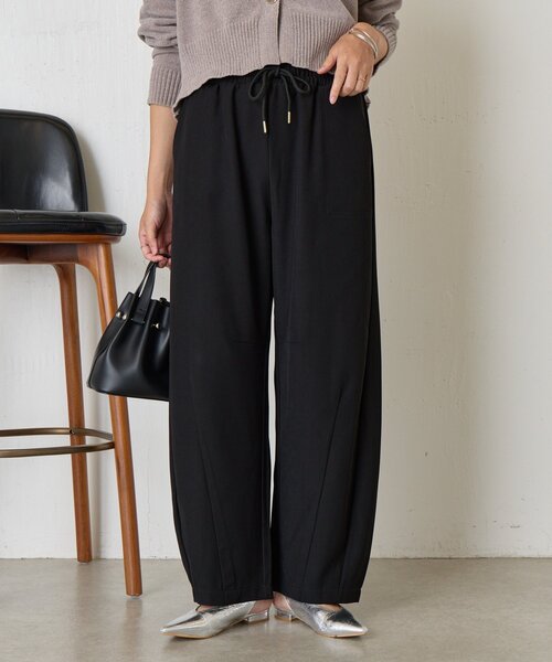 Jena espace merveilleux(ジェナ エスパスメルヴェイユ)の「バレルレッグパンツ(その他パンツ・レディース・ブラック/グレー/アイボリー・FREE)」の21枚目の写真