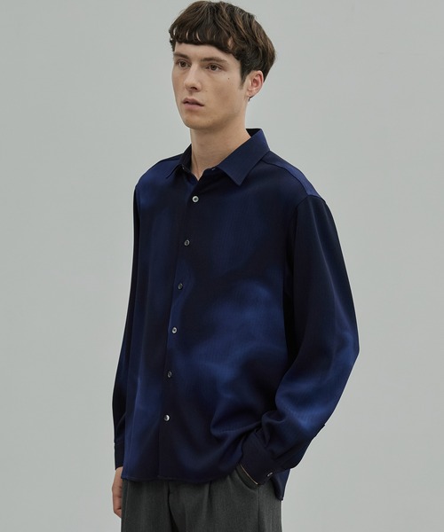 UNITED TOKYO(ユナイテッドトウキョウ)の「COLD DRY GRADATION PLEATS ロングスリーブシャツ(シャツ/ブラウス・メンズ・ライトベージュ/ブルー/ブラック・1/2)」の15枚目の写真