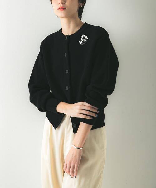 KRISVANASSCHE ウール ニットカーディガン 黒 ボタン 46 KRISVANASSCHE ウール ニットカーディガン 黒 ボタン 46 クリスヴァン