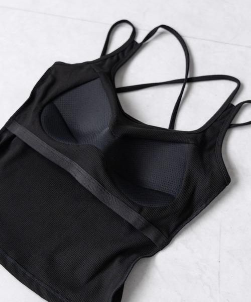 me+em select(ミームセレクト)の「【 2color 】グランジロゴバッククロスキャミソールトップス / grunge logo back logo camisole tops(キャミソール・レディース・ホワイト/ブラック・FREE)」の8枚目の写真