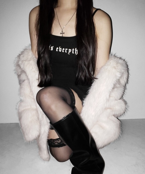 me+em select(ミームセレクト)の「【 2color 】グランジロゴバッククロスキャミソールトップス / grunge logo back logo camisole tops(キャミソール・レディース・ホワイト/ブラック・FREE)」の15枚目の写真