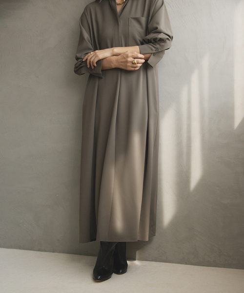 VERMEIL par iena(ヴェルメイユパーイエナ)の「《追加》スキッパーシャツワンピース(ワンピース・レディース・チャコールグレー/ネイビー・FREE)」の17枚目の写真