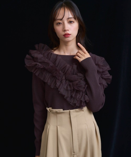 NOELA（ノエラ）の「チュールフリルドッキングニット（ニット/セーター・レディース・ブラウン/ブラック/オフホワイト・フリー）」の6枚目の写真