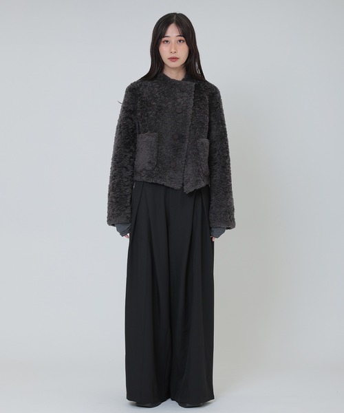 SUWDEE(スーディー)の「wool boa wrap short coat(その他アウター・レディース・アイボリー/チャコールグレー/ブラウン・FREE)」の6枚目の写真
