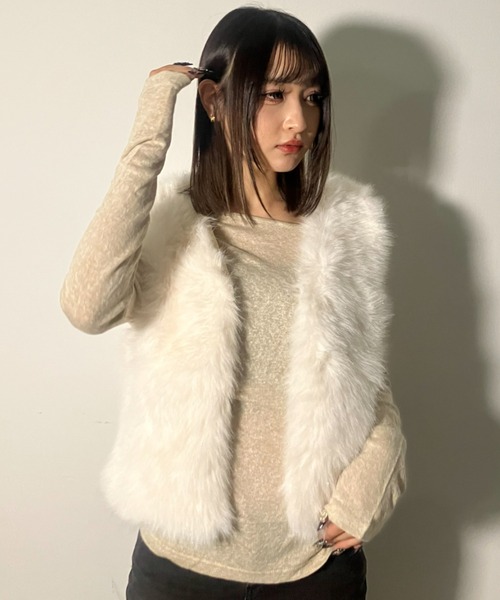 .KOM（ドットコム）の「A'GEM/9 × .kom 『.KOM/ドットケーオーエム』 Y2K Faux Fur Gilet Top/Y2K フェイクファーベスト（ベスト・レディース・グレー/ホワイト/ブラック・FREE）」の10枚目の写真