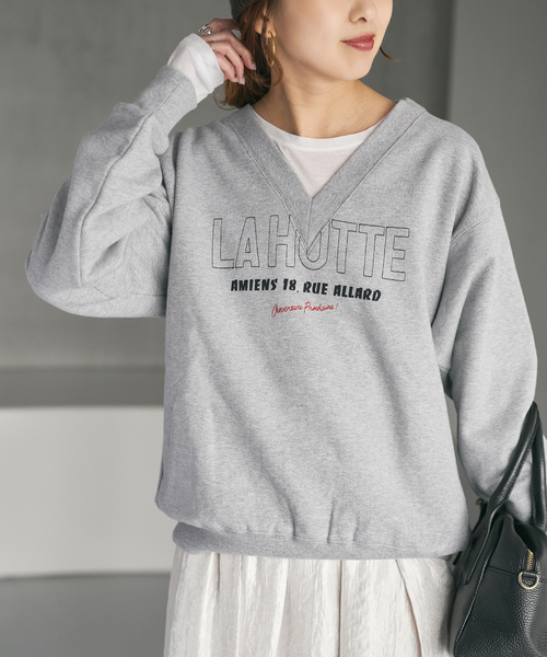 Spick & Span(スピックアンドスパン)の「《追加》La Hutte / ラ ユット 別注Vネックスウェット*(スウェット・レディース・アイボリー/ボルドー/グレー・FREE)」の3枚目の写真