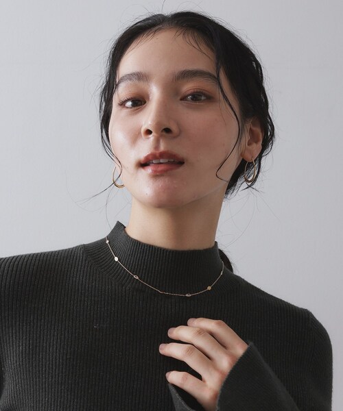 OPAQUE.CLIP(オペークドットクリップ)の「ビジュー×メタルネックレス(ネックレス・レディース・ゴールド/シルバー・00)」の7枚目の写真