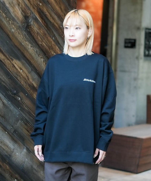 Dickies(ディッキーズ)の「【DICKIES/ディッキーズ】裏起毛 バック刺繍 スウェットトレーナー(スウェット・メンズ・ブラック系その他/グレー系その他/ブラック系その他2/ブルー系その他2・MEDIUM/X-LARGE/LARGE)」の1枚目の写真