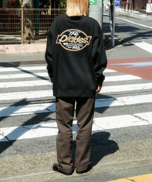 Dickies(ディッキーズ)の「【DICKIES/ディッキーズ】裏起毛 バック刺繍 スウェットトレーナー(スウェット・メンズ・ブラック系その他/グレー系その他/ブラック系その他2/ブルー系その他2・MEDIUM/X-LARGE/LARGE)」の13枚目の写真