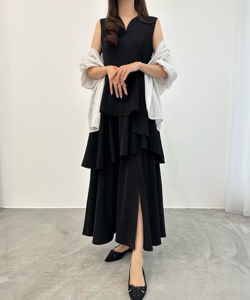 CENEA(セネア)の「スリットティアードワンピース(ワンピース・レディース・ブラック/アイボリー/チャコール/モカ/ブラウン系その他・SMALL/MEDIUM/LARGE/X-LARGE)」の15枚目の写真