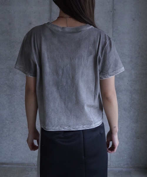 grapevine by k3（グレープバインバイケースリー）の「CRY BABY WASHED GREY CROPPED T-SHIRT（Tシャツ/カットソー・レディース・グレー・M/S）」の5枚目の写真