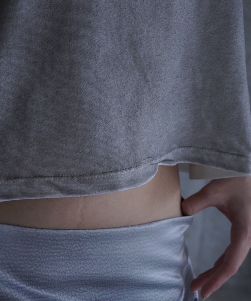 grapevine by k3（グレープバインバイケースリー）の「CRY BABY WASHED GREY CROPPED T-SHIRT（Tシャツ/カットソー・レディース・グレー・M/S）」の8枚目の写真