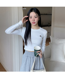 muahmuah（ムーアムーア）の「ロゴステッチクロップ長袖Tシャツ[3色]（Tシャツ/カットソー・レディース）」