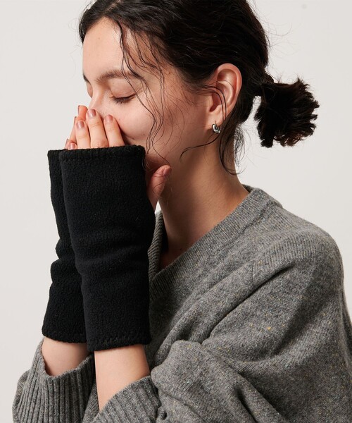 TWEED MILL（ツイードミル）の「＜TWEEDMILL＞フリース ステッチ フィンガーレスグローブ（手袋・レディース・ブラウン系/ブラック・FREE）」の2枚目の写真