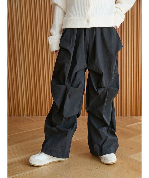 emmi(エミ)の「ランダムタックナイロンワークパンツ(その他パンツ・レディース・ホワイト/グレー/ブラック・0/1)」の19枚目の写真