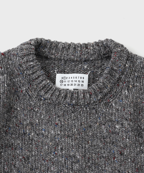 Maison Margiela（メゾンマルジェラ）の「MAISON MARGIELA (メゾン マルジェラ) 3G WOOL NEP C/N ニット（ニット/セーター・メンズ・グレー・LARGE）」の3枚目の写真