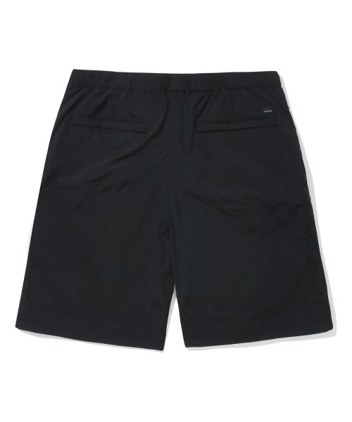 COVERNAT（カバーナット）の「カーゴバックルショーツ ブラック（その他パンツ・レディース・その他・LARGE/MEDIUM/SMALL/X-LARGE/X-SMALL/XX-LARGE）」の2枚目の写真