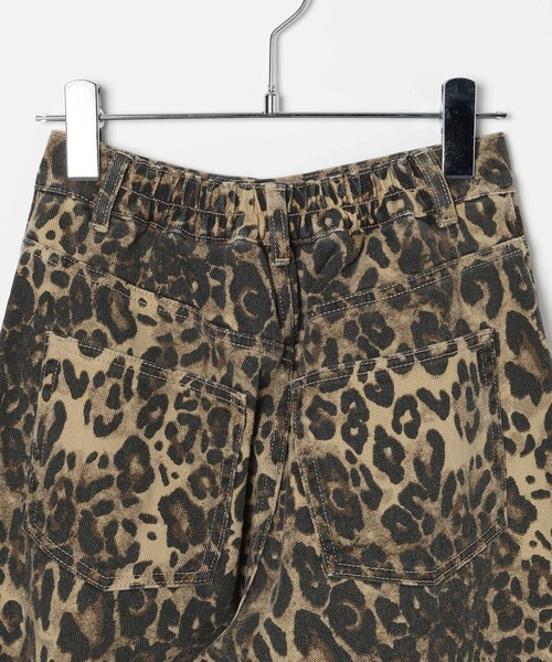 PBLIM（ページボーイリム）の「《UNISEX/３サイズ展開》レオパードバルーンパンツ（デニムパンツ・レディース・カーキ/ブラウン・SMALL/MEDIUM/LARGE）」の9枚目の写真