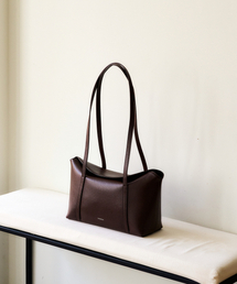 MONOROW（モノロウ）の「サラバックバーガンディブラウン（ショルダーバッグ）」