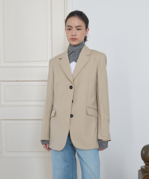 Majournee(マジョネ)の「SINGLE HIDDEN JACKET_LIGHT BEIGE(テーラードジャケット・レディース・その他・SMALL/MEDIUM)」の1枚目の写真