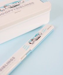 PEANUTS（ピーナッツ）の「〈PEANUTS/ピーナッツ〉 スヌーピー  スリム箸箱セット（19.5cm）お箸 ケース HS-19（カトラリー）」