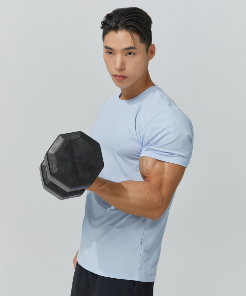 BLACK MONSTER FIT(ブラックモンスターフィット)の「クールベース機能性エアTシャツ (ベイビーブルー) / BM230121(Tシャツ/カットソー・メンズ・その他・XX-LARGE/XXX-LARGE/SMALL/MEDIUM/LARGE/X-LARGE)」の2枚目の写真