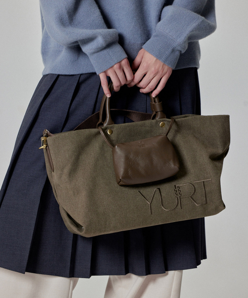 YURT(ユルト)の「PANIER CANVAS BAG_2color(メッセンジャーバッグ・レディース・カーキ/アイボリー・FREE)」の4枚目の写真
