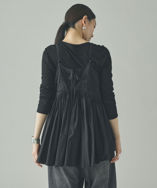 Curensology（カレンソロジー）の「Curensology(カレンソロジー)/バードシシュウキャミソール（キャミソール・レディース・ホワイト/ブラック・FREE）」の5枚目の写真