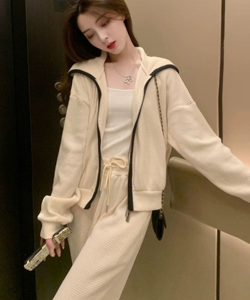 NoBelle（ノベル）の「上下セットアップ　配色ジャージフードトップス＆パンツ（ジャージ・レディース・ブラック/ホワイト・M/L）」の13枚目の写真