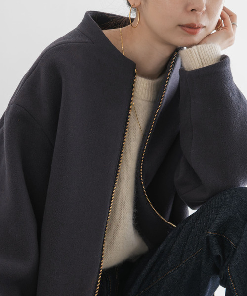 Noble(ノーブル)の「《追加》MTRレイズドネックジップコート(ノーカラーコート・レディース・アイボリー/チャコールグレー・36/38)」の12枚目の写真