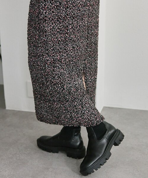 ear PAPILLONNER（イアパピヨネ）の「花柄シャーリングスカート【SUM1 STYLE】（スカート・レディース・ブラック・FREE）」の4枚目の写真