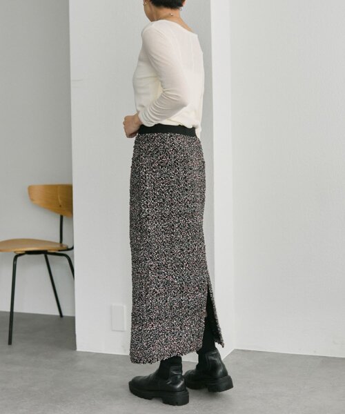 ear PAPILLONNER（イアパピヨネ）の「花柄シャーリングスカート【SUM1 STYLE】（スカート・レディース・ブラック・FREE）」の11枚目の写真