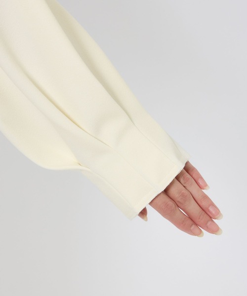 BABYLONE（バビロン）の「【多機能素材】ジョーゼットVネックプルオーバー（Tシャツ/カットソー・レディース・ブラック/ホワイト・FREE）」の4枚目の写真