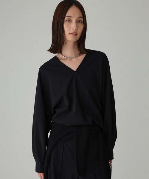 BABYLONE（バビロン）の「【多機能素材】ジョーゼットVネックプルオーバー（Tシャツ/カットソー・レディース・ブラック/ホワイト・FREE）」の11枚目の写真