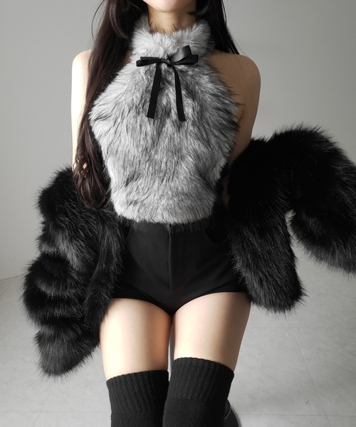 me+em select(ミームセレクト)の「【 リボン取り外し可能2way 】ホルターネックフェイクファーリボントップス / halter neck fake fur ribbon tops(その他トップス・レディース・グレー/ピンク・FREE)」の15枚目の写真