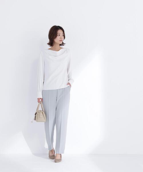 NATURAL BEAUTY BASIC（ナチュラルビューティーベーシック）の「◇ドレープネックブラウス（シャツ/ブラウス・レディース・オフホワイト/ブラウン/ピンク・SMALL/MEDIUM）」の11枚目の写真