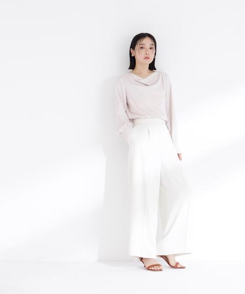 NATURAL BEAUTY BASIC(ナチュラルビューティーベーシック)の「◇ドレープネックブラウス(シャツ/ブラウス・レディース・オフホワイト/ブラウン/ピンク・SMALL/MEDIUM)」の12枚目の写真