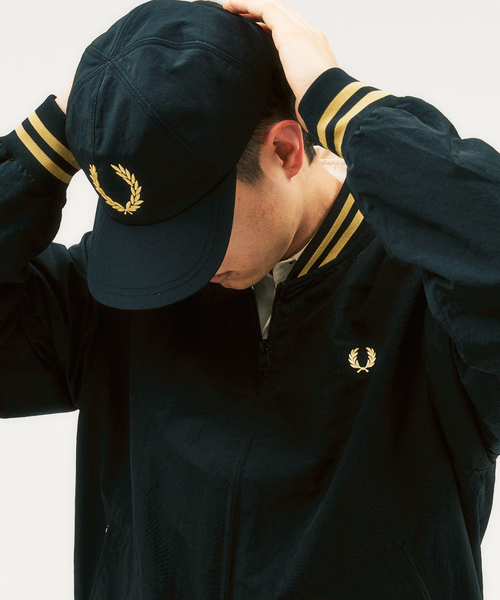 FRED PERRY(フレッドペリー)の「FRED PERRY / フレッドペリー417別注 Bold Branding キャップ(キャップ・メンズ・ネイビー/ブラック・FREE)」の6枚目の写真