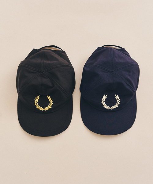 FRED PERRY(フレッドペリー)の「FRED PERRY / フレッドペリー417別注 Bold Branding キャップ(キャップ・メンズ・ネイビー/ブラック・FREE)」の9枚目の写真